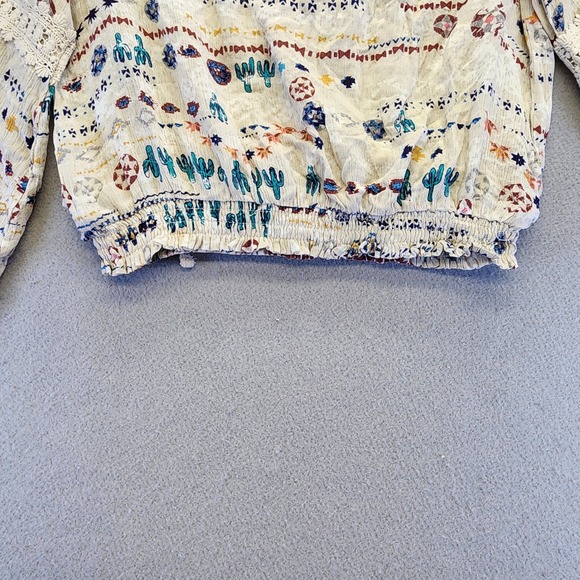 American Rag Cie Boho Cactus Print Cold Shoulder Bell Sleeve Crop Top Womens M - Picture 10 of 14